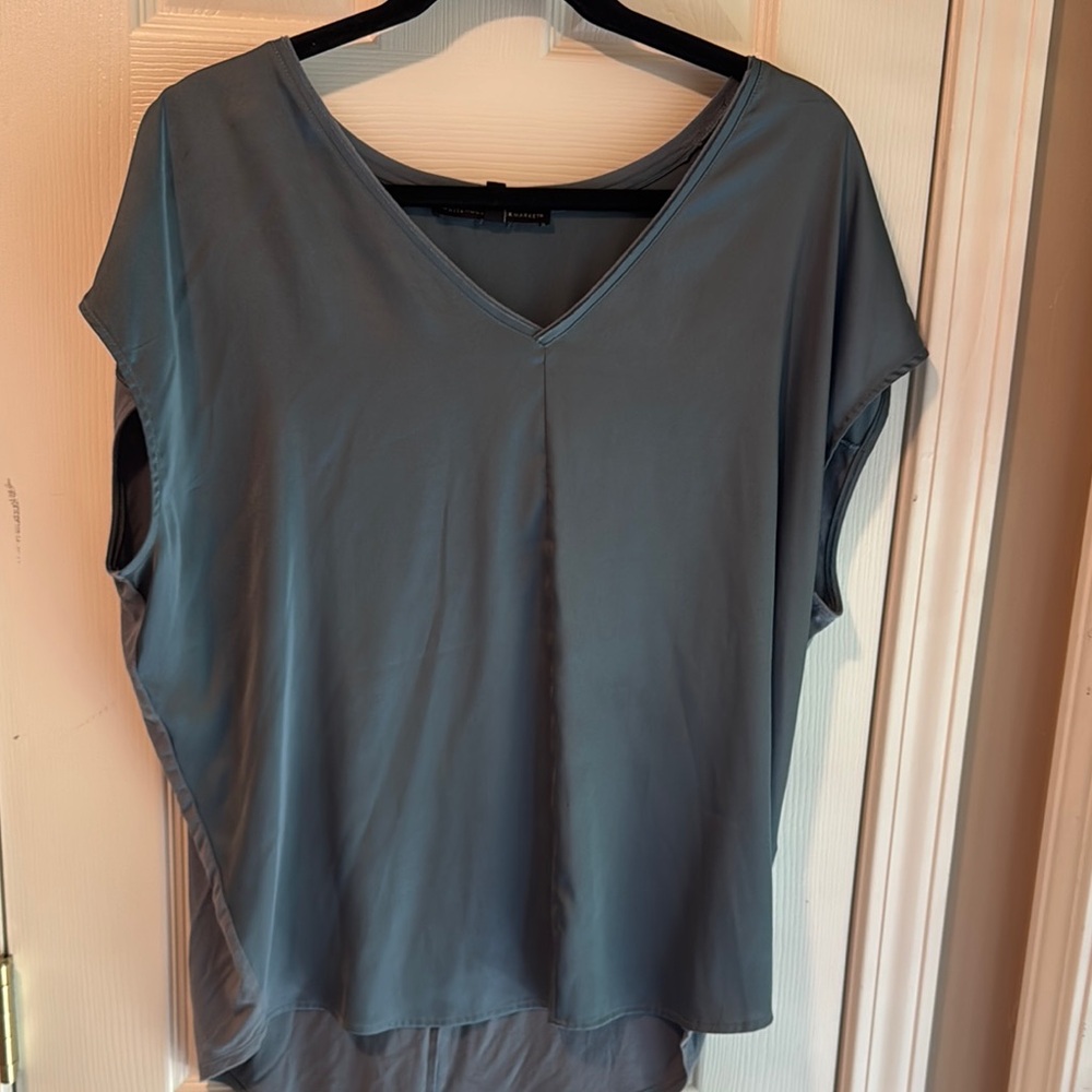 White House Black Market Gray Sleeveless Relaxed Blouse